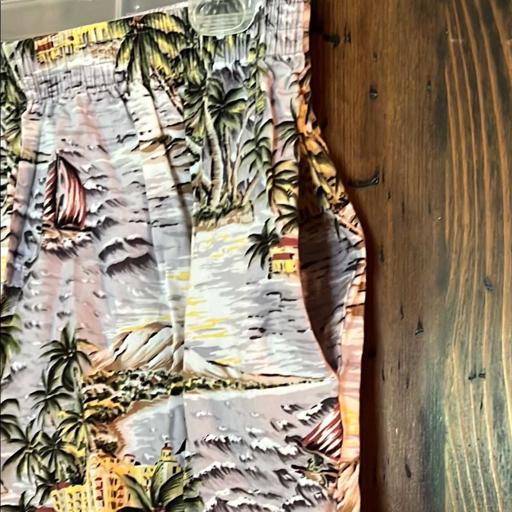 Hawaiian Original Hilo Hattie Shirt and Shorts Set, Like New XL - Picture 7 of 9